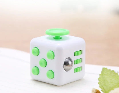 Creative Solid Color Fidget Dice – Handheld Stress Relief Toy for Kids & Adults, Anxiety & Autism Aid