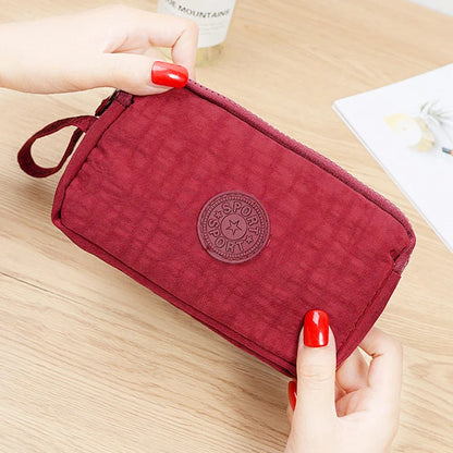 Large-Capacity Three-Zipper Wallet & Handbag – Retro Mobile Phone Bag & Portable Fashion Storage for Women & Students