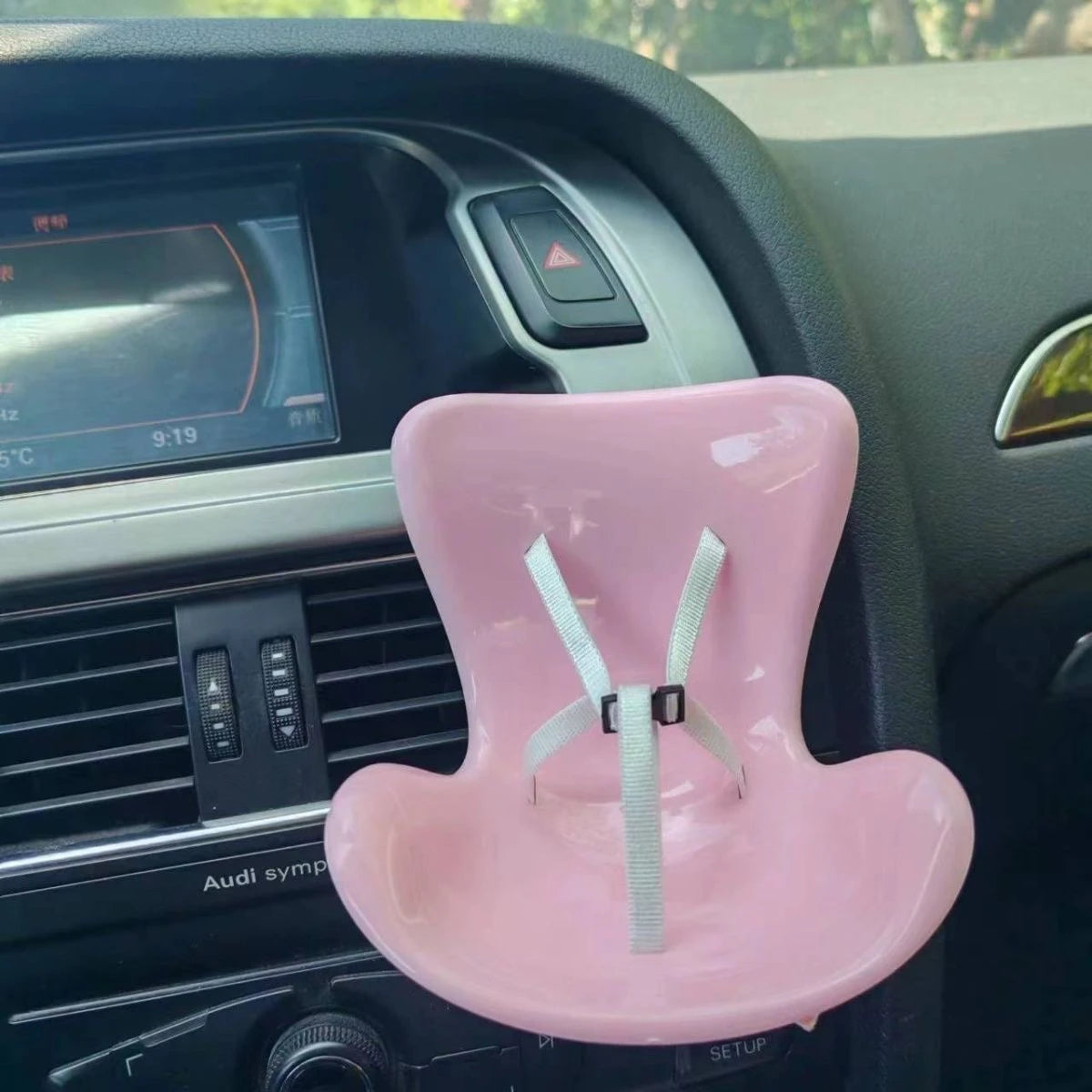 Labubu Car Doll Safety Seat – Kawaii Plush Aromatherapy Air Freshener for Ob11 & Dolls up to 18cm
