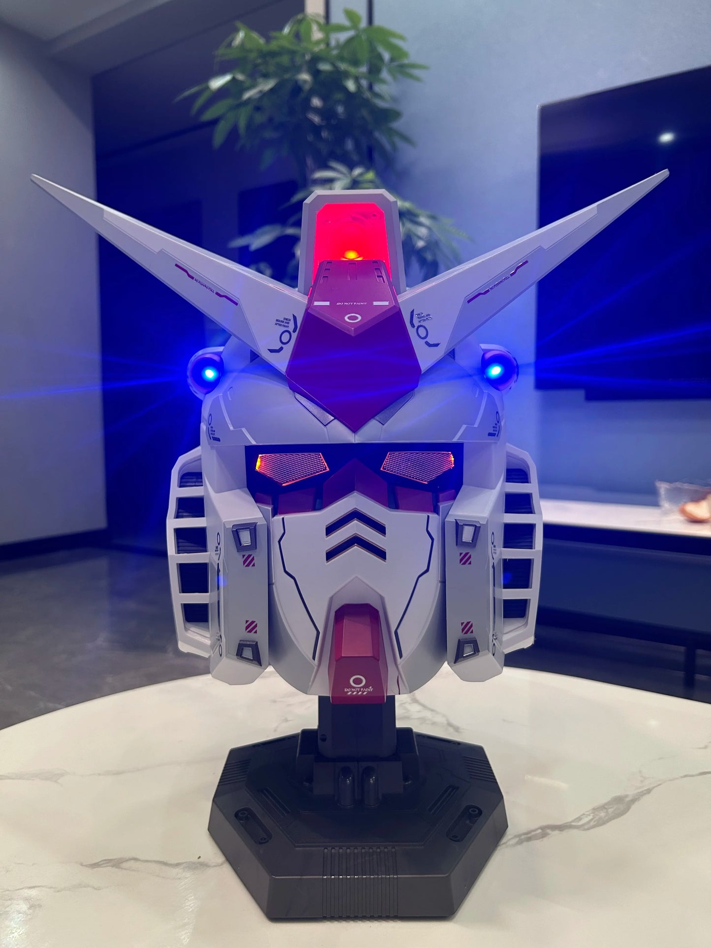 Bandai Gunpla RX-78 Gundam Head Collection – Wearable Robot Kit Action Figure, Cosplay Model for Kids, Halloween & Christmas Gift