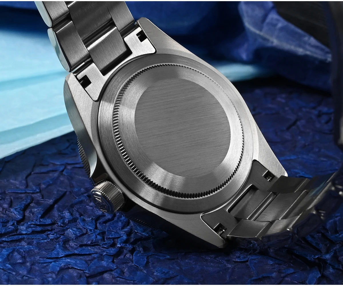 San Martin SN0121T Titanium Diving Watch – NH35 Automatic, Grade 2 Titanium, 120-Click Bezel, 300M Waterproof Wristwatch