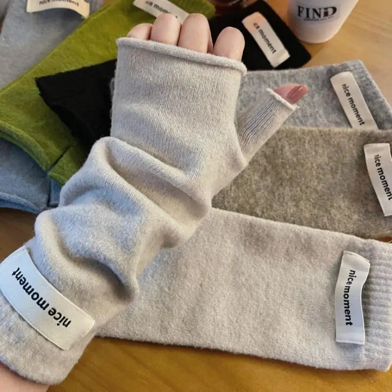 Long Fingerless Winter Arm Warmers – Women’s Fingerless Mittens Gloves, Gothic Style Wrist Sleeves for Casual & Holiday Wear