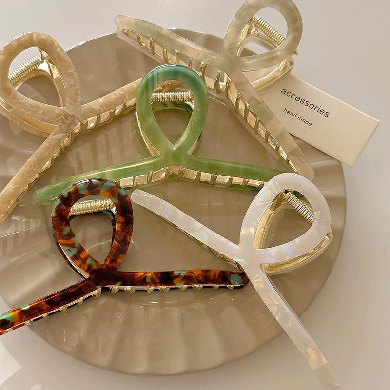 Metal Hair Clip for Women | Large Shark Clip, Hair Volume Accessory & Stylish Headband