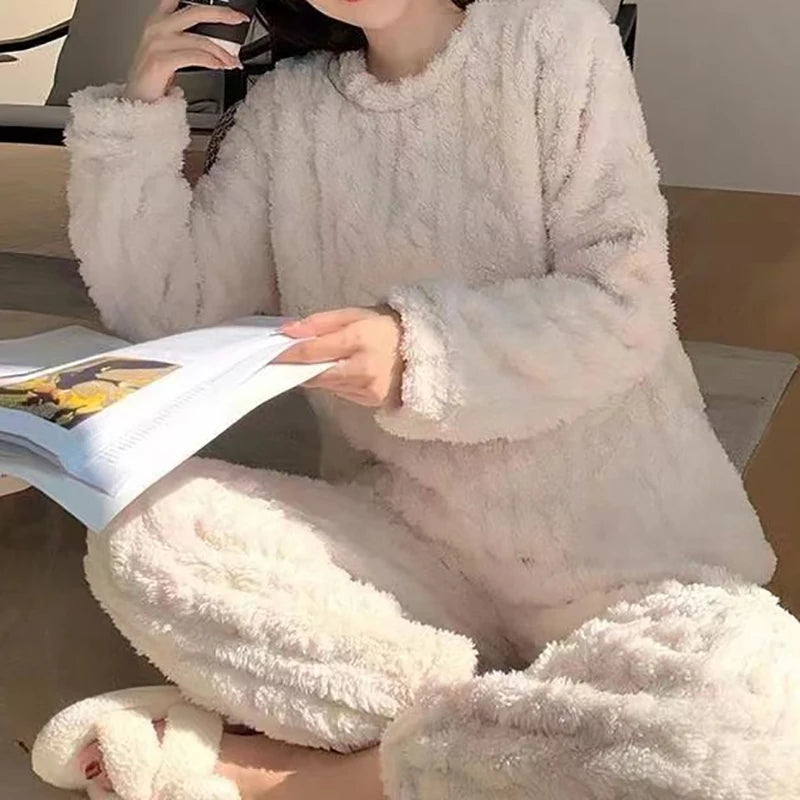 Autumn Women's 2 Piece Warm Velvet Pajama Set – Ribbed Fleece Pullover & Pants, Casual Loungewear (2023)