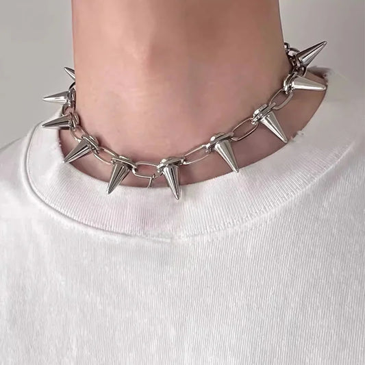Fashion Punk Spike Choker Necklace – Goth Rivet Metal Chain Collar for Unisex Rock & Nightclub Jewelry