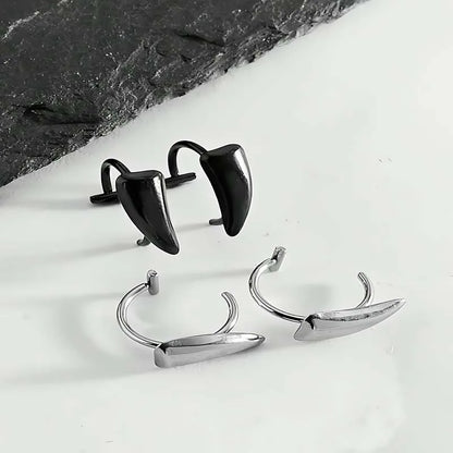 Stainless Steel Gothic Sharp Teeth Lip Clip | Punk Non-Piercing Halloween Jewelry for Women & Men