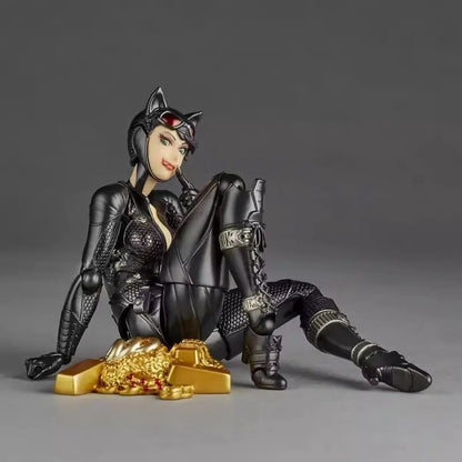 Kaiyodo Revoltech Catwoman Figure – DC Selina Kyle Batman Yamaguchi Series Collectible Toy