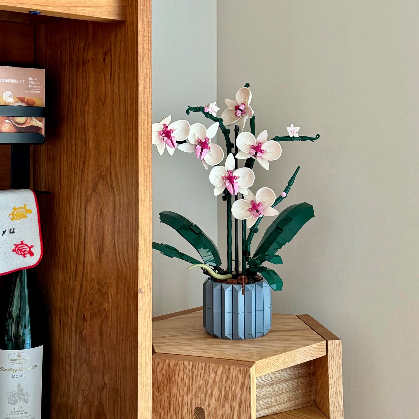 Building Block Orchid Flower Set – Assembled Plastic Potted Plant Toy Compatible with LEGO Bricks, Home Decor Gift for Girls