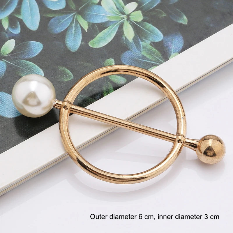 Elegant Alloy Brooch Pins with Pearls & Rhinestones – Minimalist Irregular Shapes, Fashion Accessory for Garments & Scarves