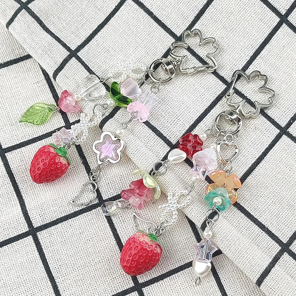 Cute Strawberry Bow Keychain - Y2K Coquette Handbag Pendant & Girls Gift Accessory