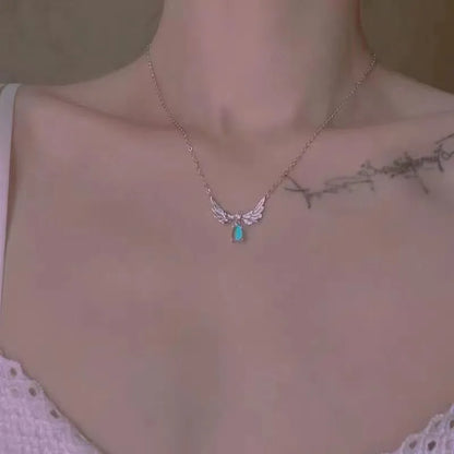 Light Luxury Angel Wings Necklace – Moonstone Pendant Collarbone Jewelry for Women