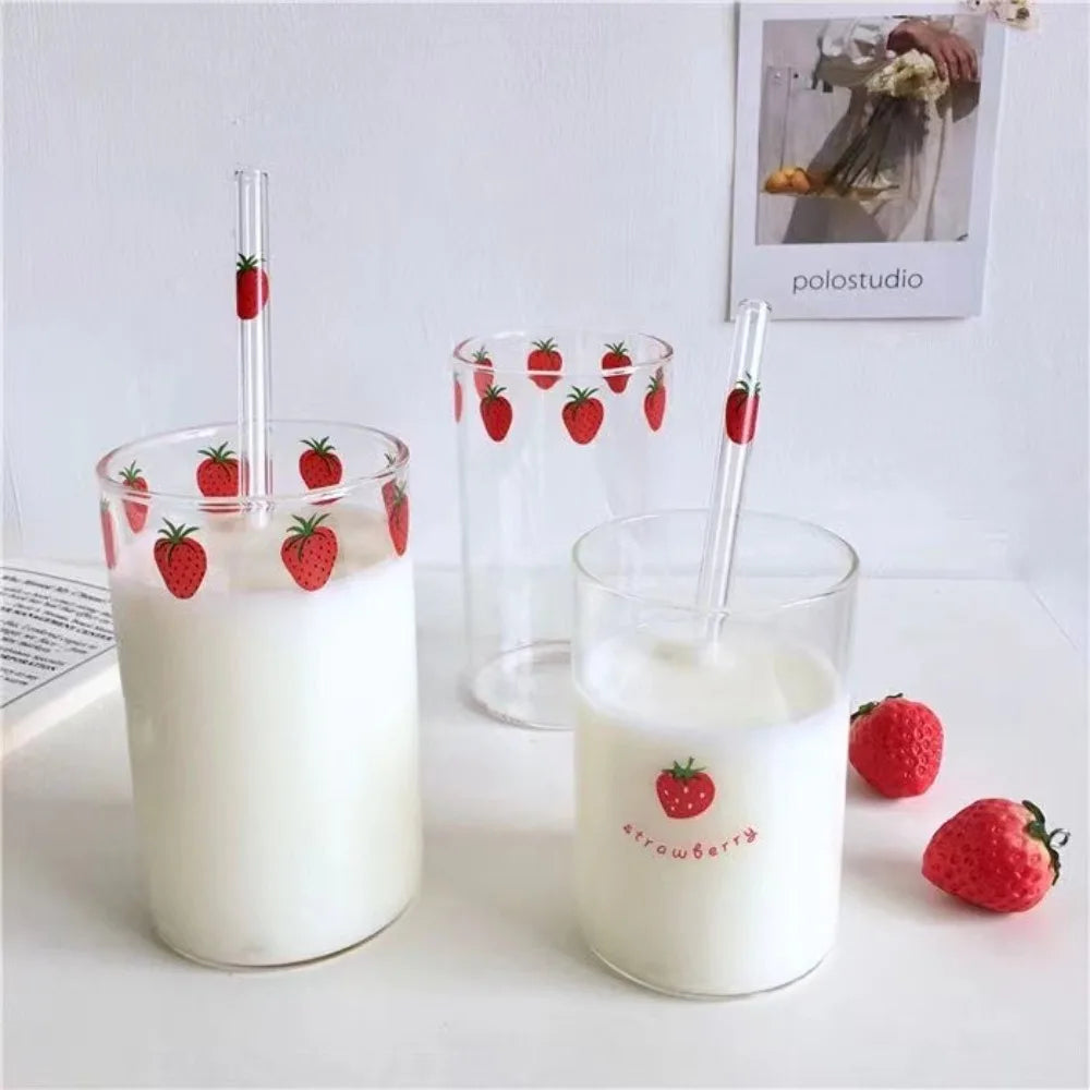 16oz Glass Juice Cup with Straw – Berry Pattern Reusable Coffee & Milk Cup, Easy Clean Drinkware for Hot & Cold Beverages (1/2PCS)