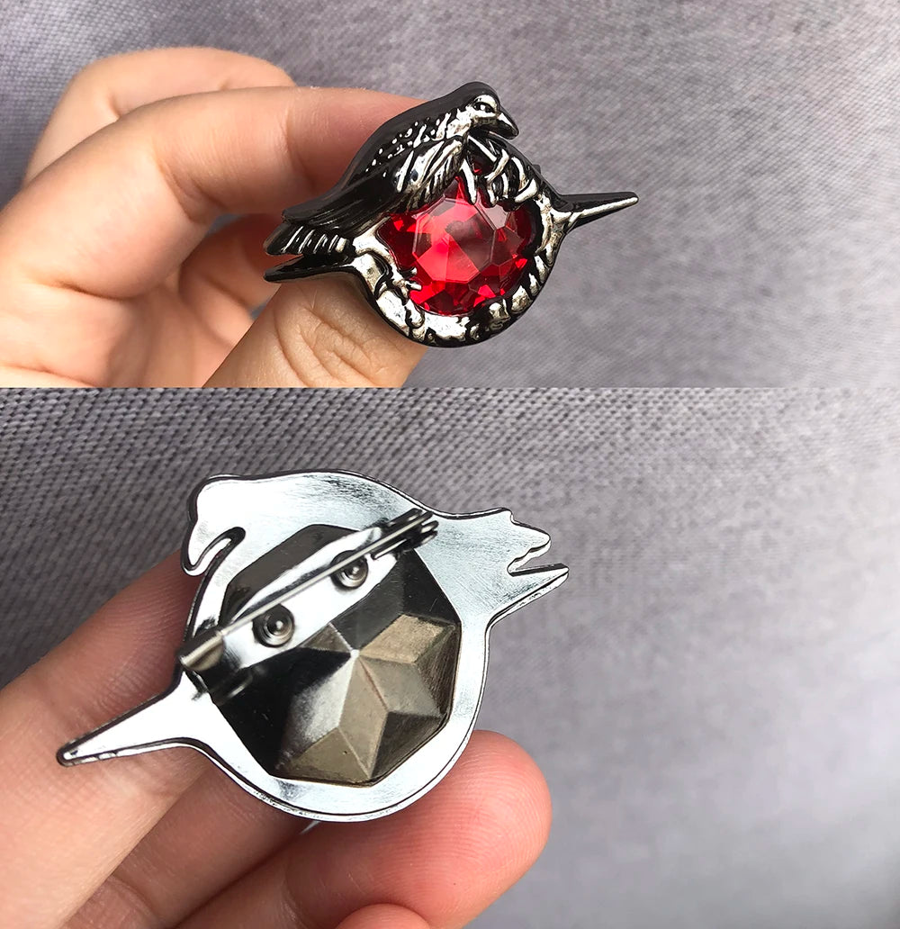 Love & Deepspace Sylus Crow Cosplay Pendant – DIY Plush Keychain, Alloy Pin for Halloween Party Decor & Costume Accessory