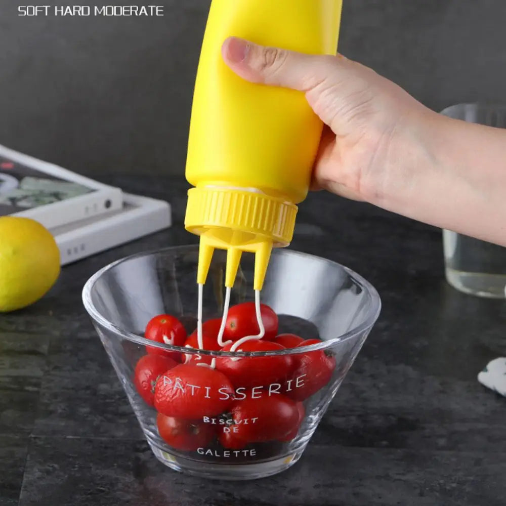 Plastic Squeeze Sauce Bottle – Graduated Jam & Salad Container with 3 Nozzles