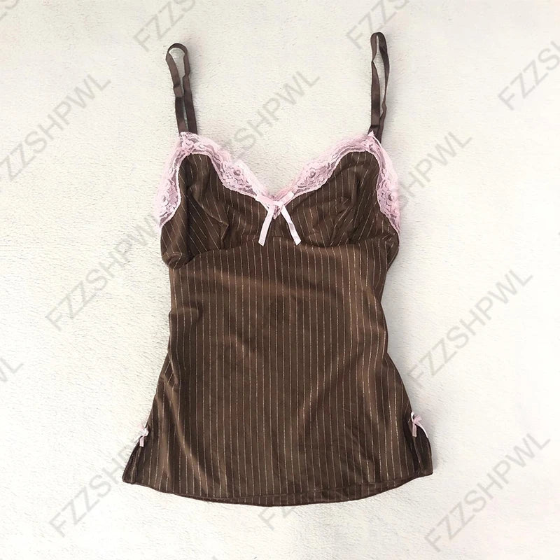Women’s Grunge Punk Gothic Camisole Top – Y2K V-Neck Bow Lace Slim Fit Crop Cami Streetwear