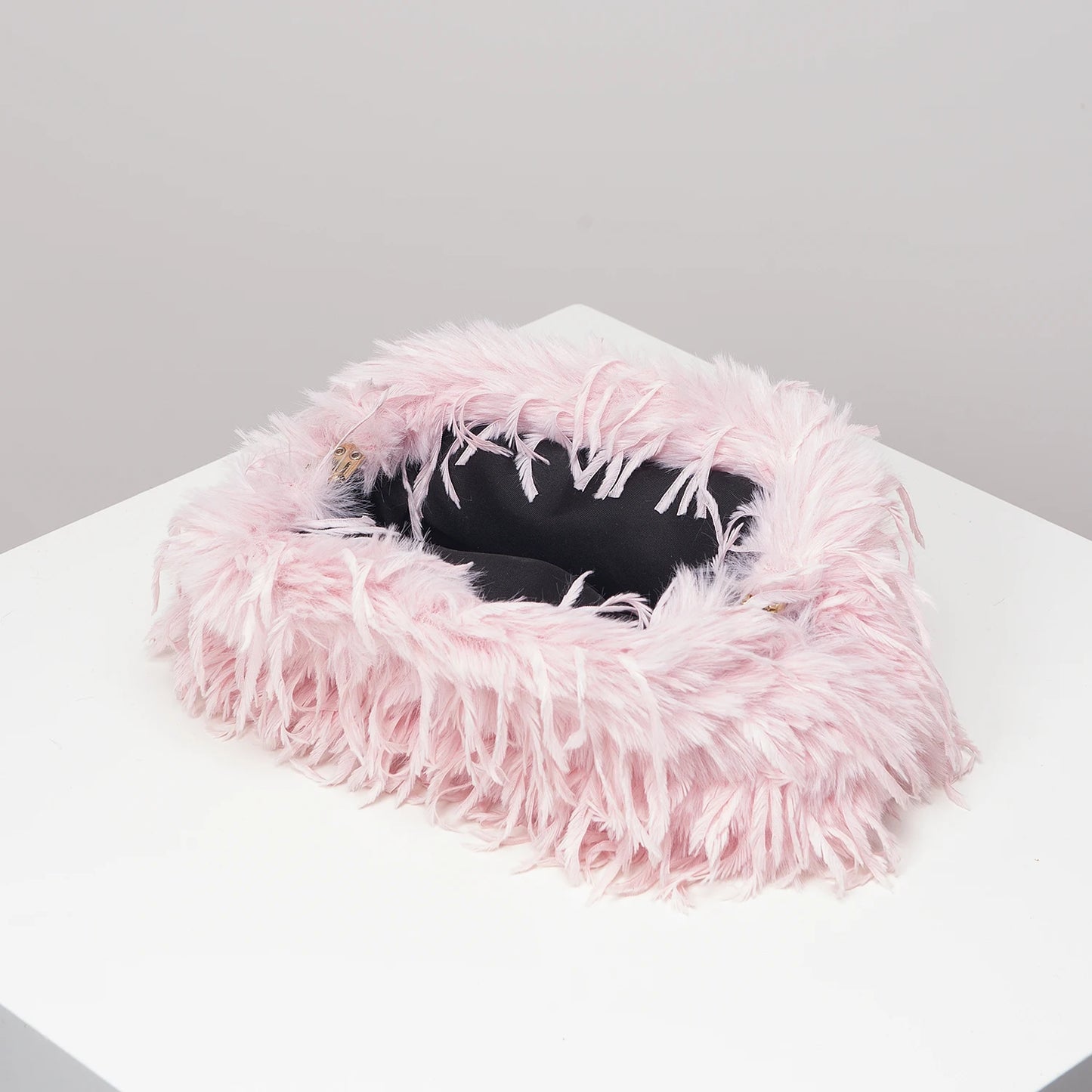 Dopamine Y2K Plush Clutch Bag – Candy-Colored Women's Clip Purse for Dinner or Party Dresses