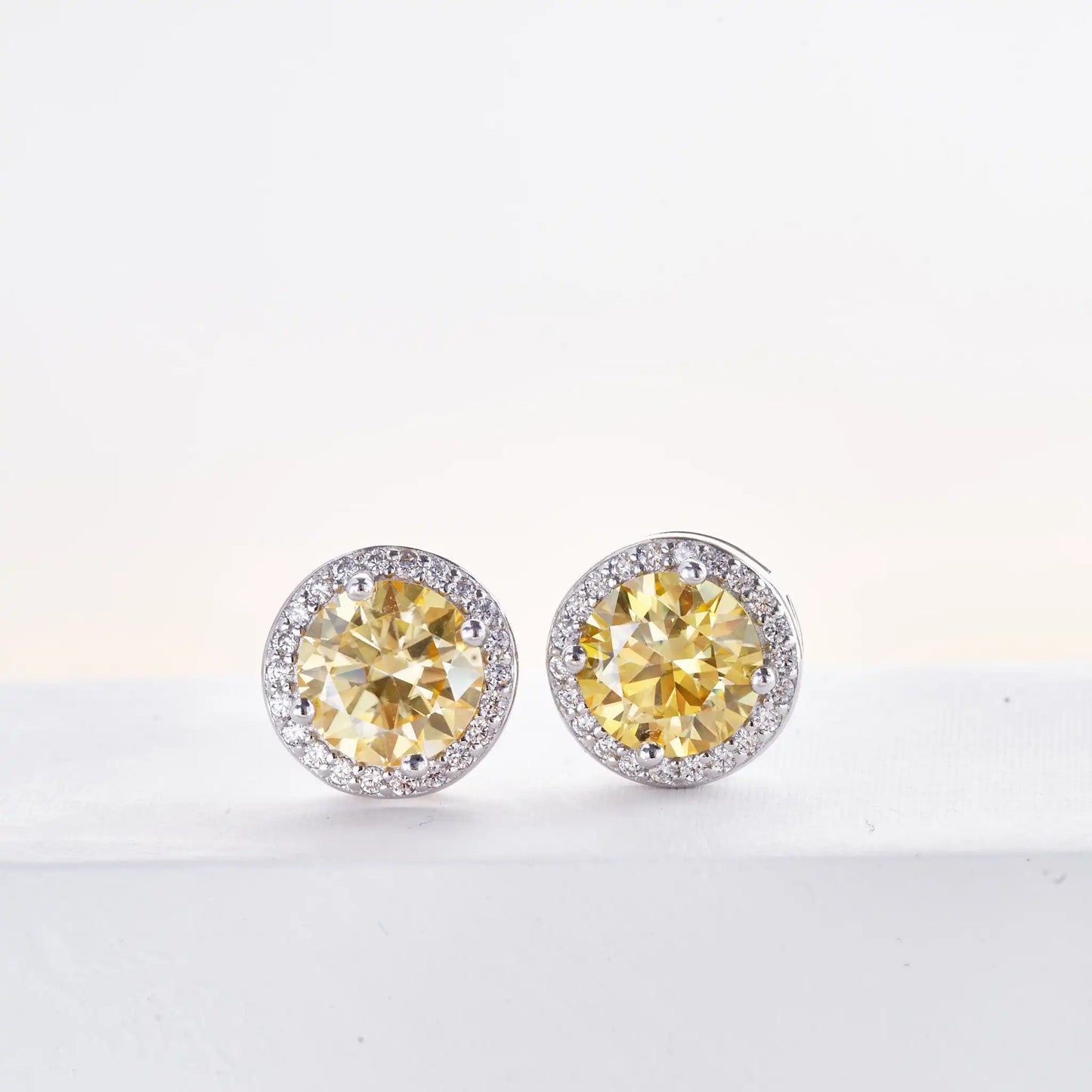 925 Sterling Silver Moissanite Earrings – 1 Carat Round Studs, Engagement, Wedding & Daily Wear Luxurious Gift for Women