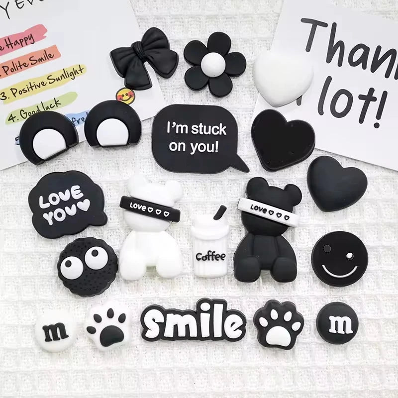 19PCS Little Bear PVC Shoe Charms – Animal Decorations for Clogs & Sandals, Party & Christmas Gifts