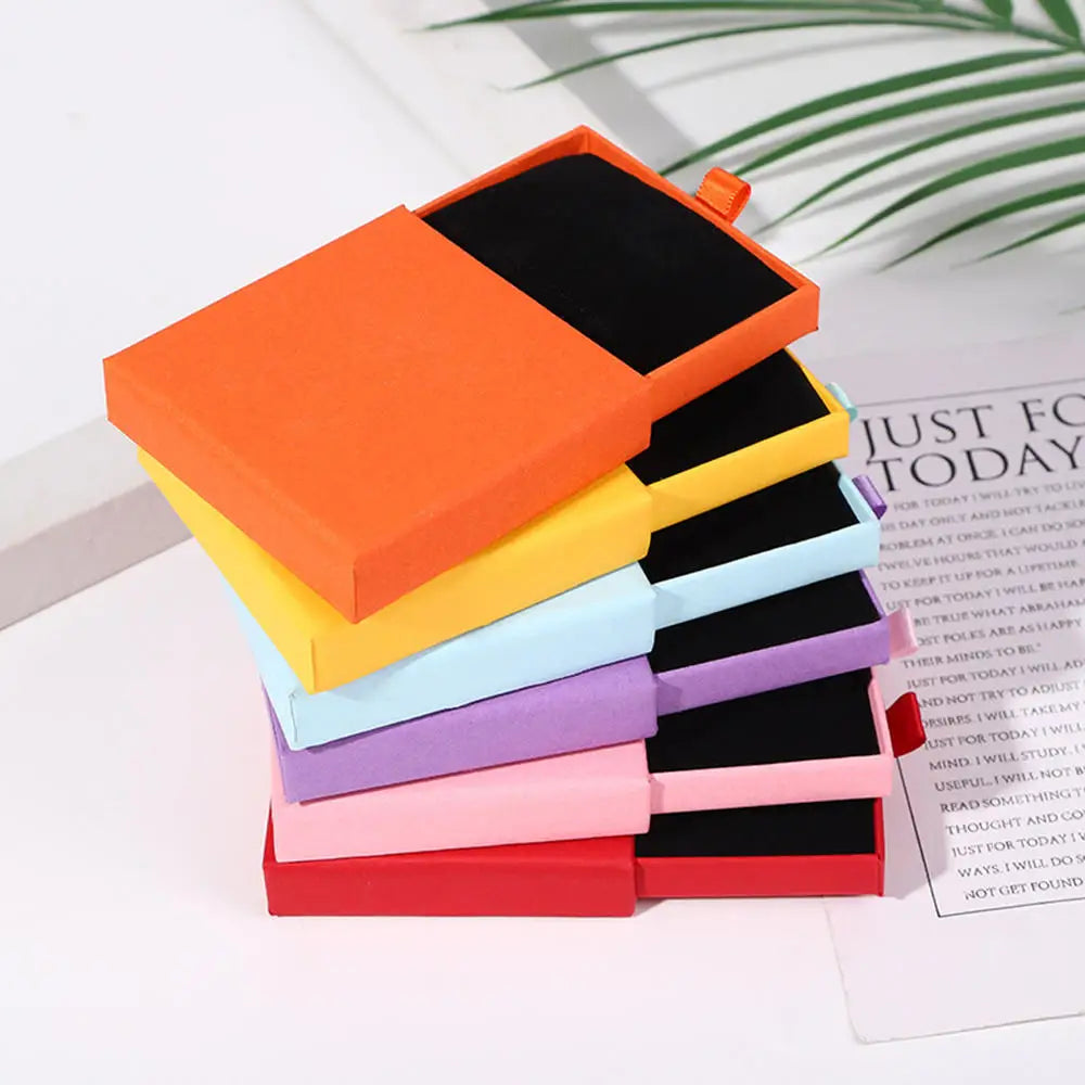 Thick Kraft Paper Jewelry Box — Necklace & Bracelet Display Case Gift Packaging