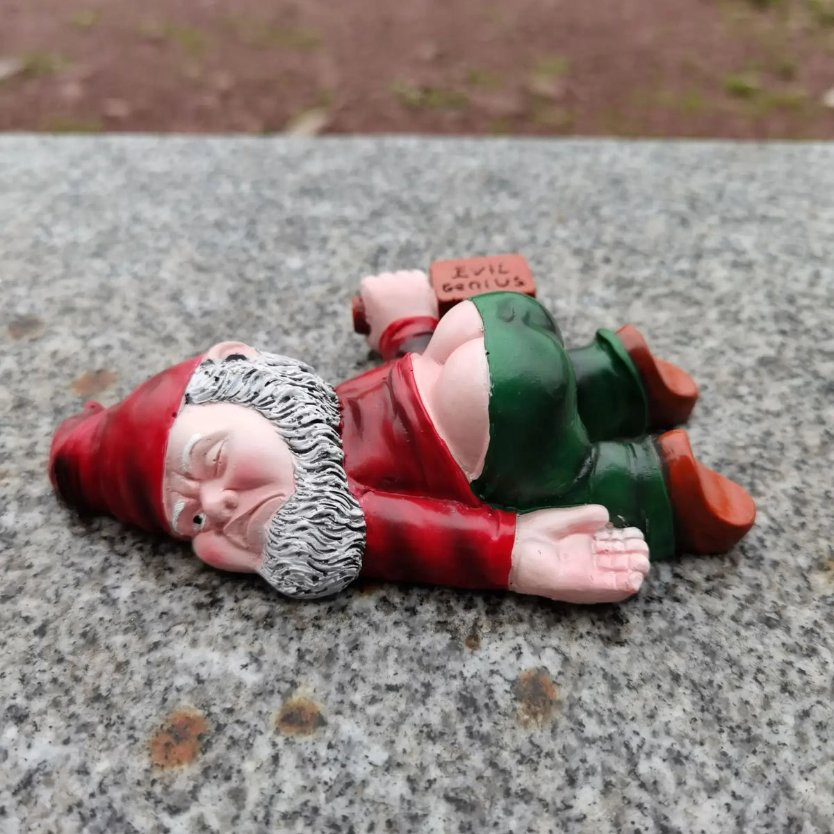15cm Drunken Garden Gnome Statues - Funny Weatherproof Resin Ornaments for Indoor and Outdoor Decor