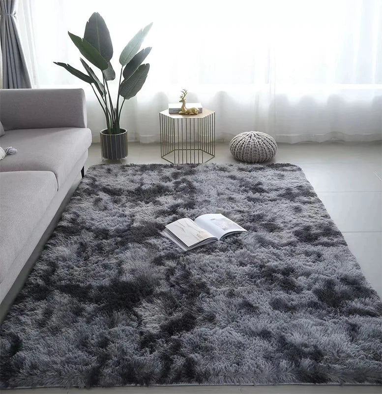 VIKAMA Black Plush Shag Area Rug – Soft Fluffy Furry Carpet for Bedroom, Living Room & Bedside
