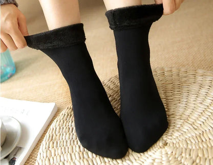 5 Pairs Women’s Winter Thick Thermal Socks — Warm Cashmere Wool Nylon Short Socks for Snow, Boots & Home