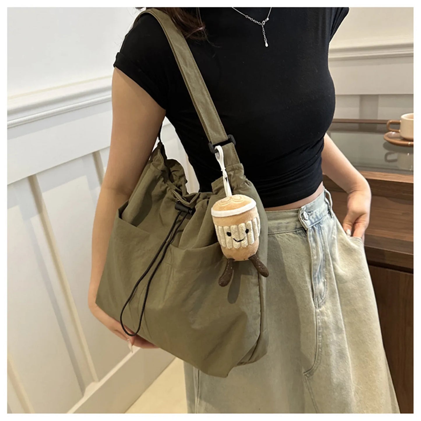 Large Capacity Women's Shoulder Bag – Lightweight Crossbody, Minimalist Tote for Summer