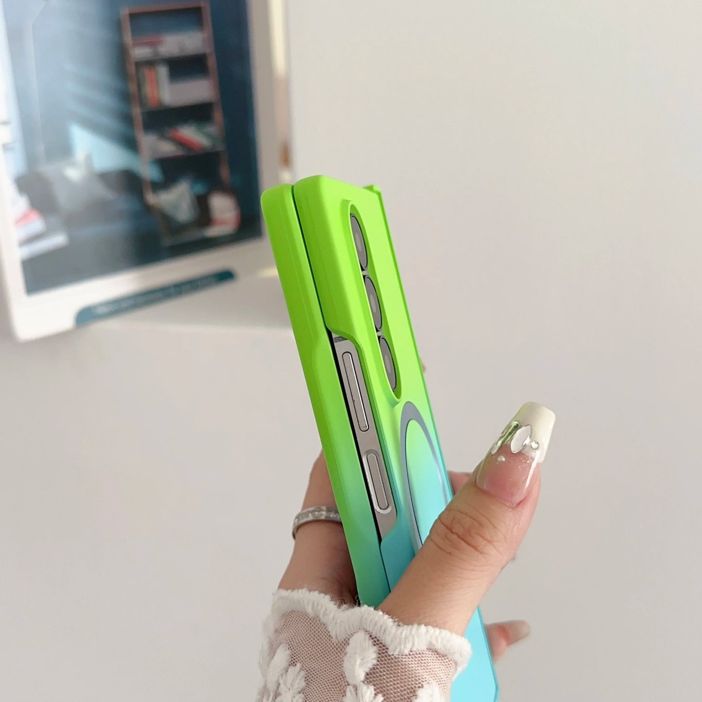 Magnetic Magsafe Wireless Charging Case — Gradient Liquid Silicone Bumper for Samsung Galaxy Z Fold 3-7