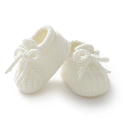 Newborn Baby Shoes — Knitted First Boots for Boys & Girls, Solid Toddler Bed Footwear 0-18M