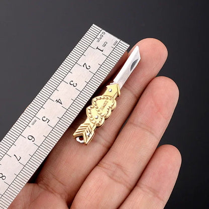 5cm Mini Folding Knife Keychain – Acrylic & Brass Portable Blade Pendant for Camping, Outdoor, and Everyday Carry