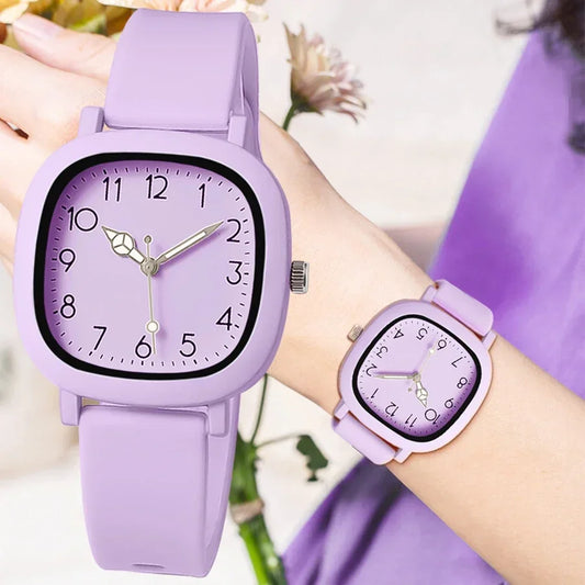 Fashion Women’s Silicone Quartz Watch – Ladies Wristwatch Gift for Christmas & Valentine’s Day