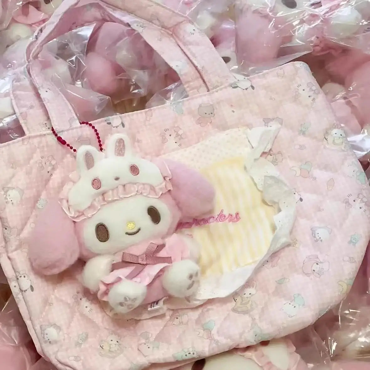 Cute KT Cat Plush Keychain — Cartoon Anime Glasses-Wearing Cat Backpack Pendant, Gift for Girls, Birthday & Holiday
