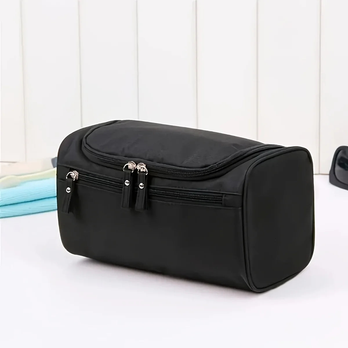 Men’s Large Capacity Portable Travel Toiletry Bag Set – Waterproof Cosmetic Organizer & Bath Bag for Outdoor Trips and Business Travel