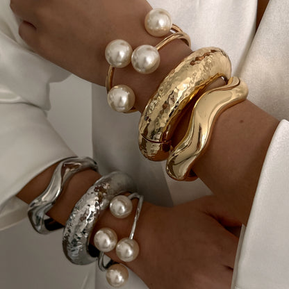 Ingemark Chunky Pearl Cuff Bracelet – Punk Heavy Metal Steampunk Bangle for Women & Men 2025