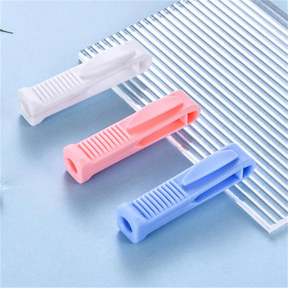 Creative Nurse & Doctor Ampoule Opener – Plastic Handle Medical Tool for Breaking Glass Ampules