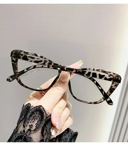 Fashion Cat Eye Reading Glasses – Luxury Anti-Blue Light Eyewear for Women & Men with Presbyopia
