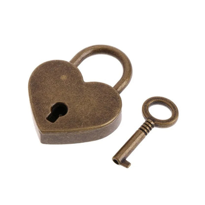 30x39mm Antique Heart-Shaped Padlock – Vintage Pink Romantic Key Lock for Diaries, Weddings, and Jewelry