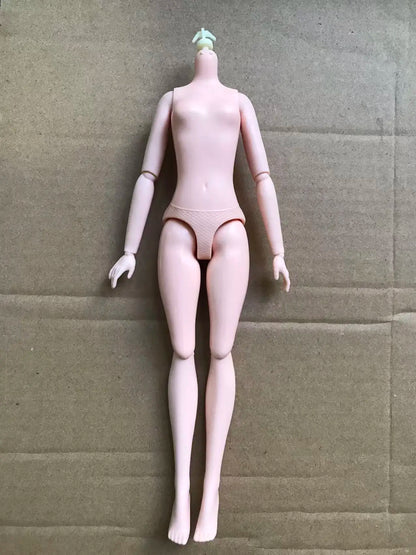 DISNEY Doll Heads – Bald Red Hair King, Queen & Alice with Makeup for DIY Dressing & Accessories