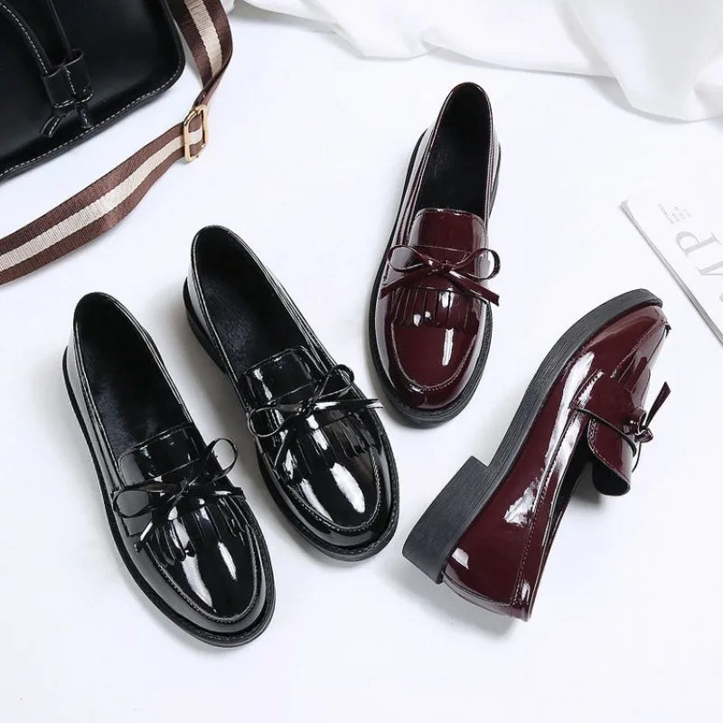 Women’s Patent Leather Loafers – British Style Tassel Bowknot Flat Shoes, Comfortable Casual Small Leather Shoes for Women Zapatos