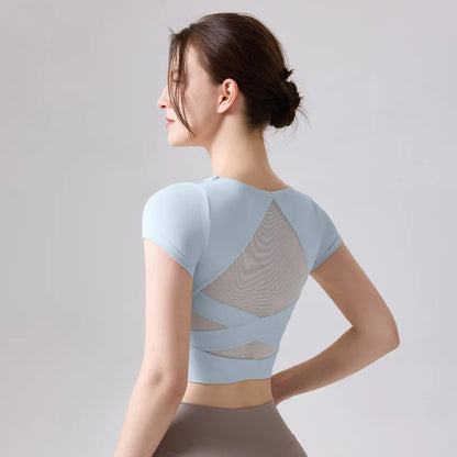 Women’s Yoga Sports Top with Built-In Chest Pads – Quick Dry Short Sleeve Fitness Shirt for Running, Pilates & Training