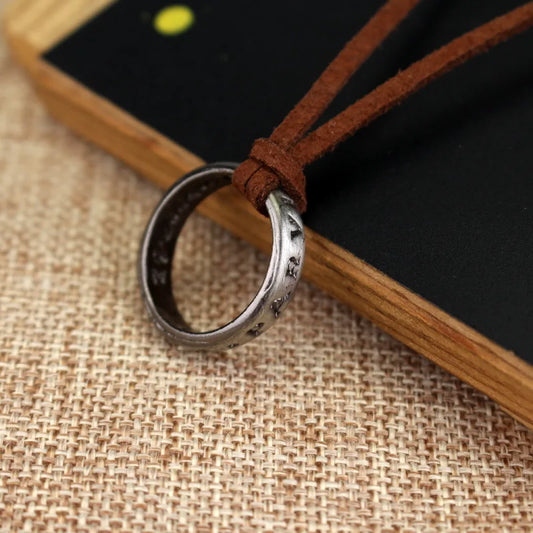 Uncharted 4 Nathan Drake Necklace — Vintage Leather Pendant Cosplay Ring Gaming Jewelry Prop