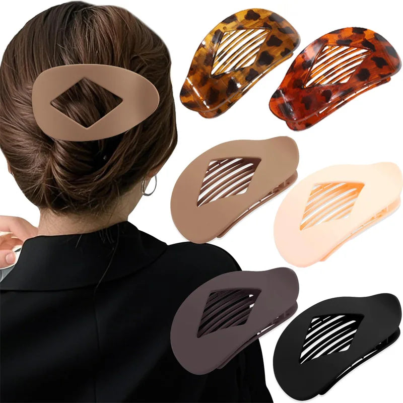 Women’s Fashion Oval Leopard Flat Hair Claw Clip – Acrylic Matte Curved Barrettes for Stylish Everyday Hair Styling Accessories