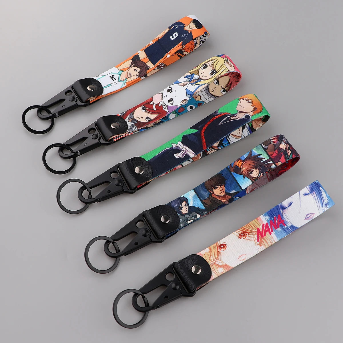 Anime Eagle Beak Keychain – Cool Short Lanyard for Phone, Badge Holder & USB Pendant