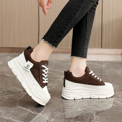 Women’s Autumn Trend Flats – Chunky Lace-Up Soft-Sole Casual Sneakers, Vulcanized Walking Shoes