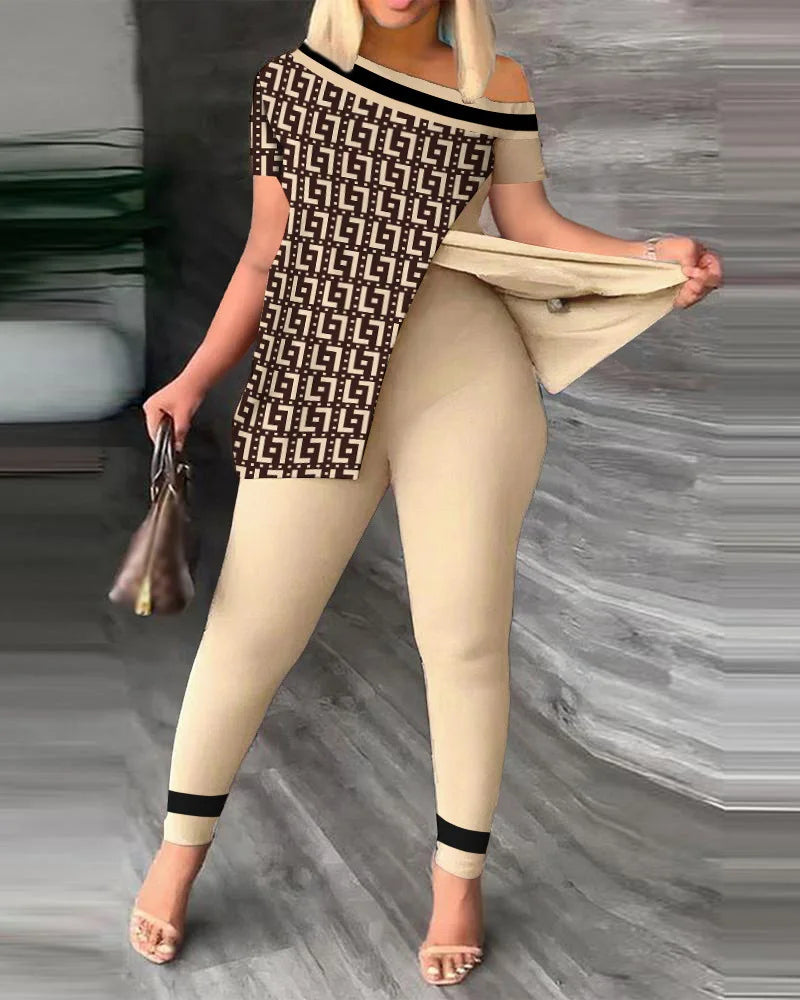 Elegant Women’s Two-Piece Set – Printed Ruffle Sleeve Top & Solid Color Pants with Belt