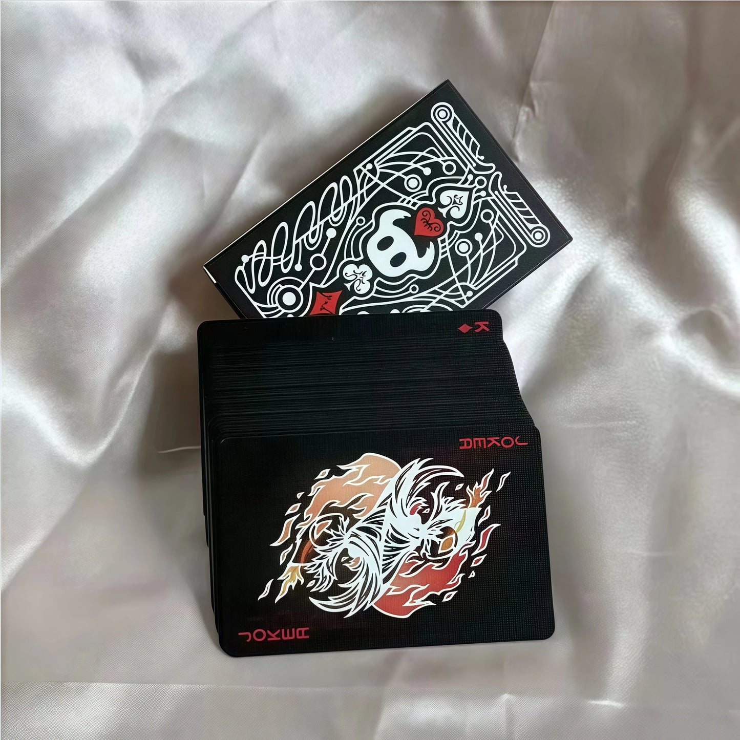Hollow Knight Themed Playing Cards – Standard Poker Deck, Creative Family Party Board Game Cards, Portable Collectible Gift Set
