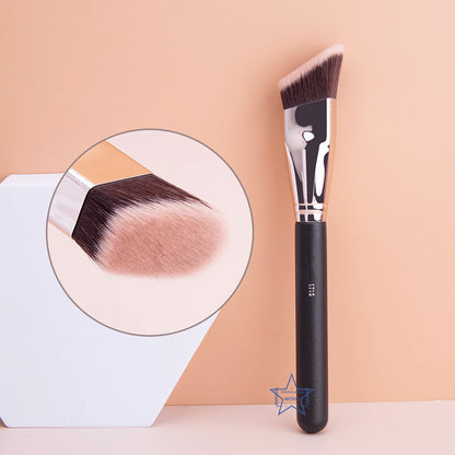 Angled Liquid Powder Contour Makeup Brush – Professional Cream Blush & Foundation Blending Tool