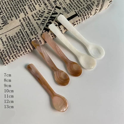 Mother of Pearl Shell Spoon 9-13CM — Natural Seashell Stirring Spoon for Coffee & Desserts