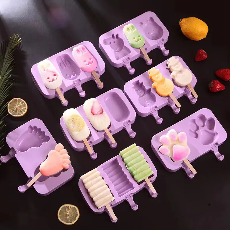 Silicone Ice Cream Popsicle Mold: Siamese Molds with Lid for DIY Homemade Ice Lolly - Cartoon Cute Image Kitchen Tools