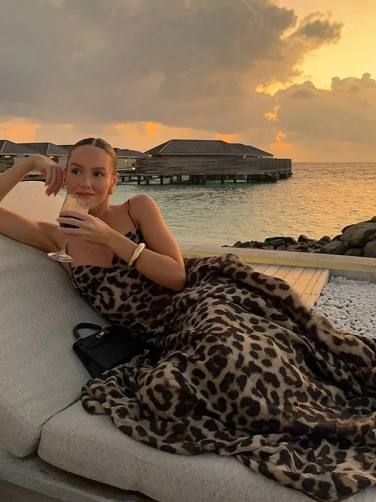 Elegant Leopard Print A-Line Long Dress – Y2K Backless Tube Top Summer Beach Dress for Women 2025